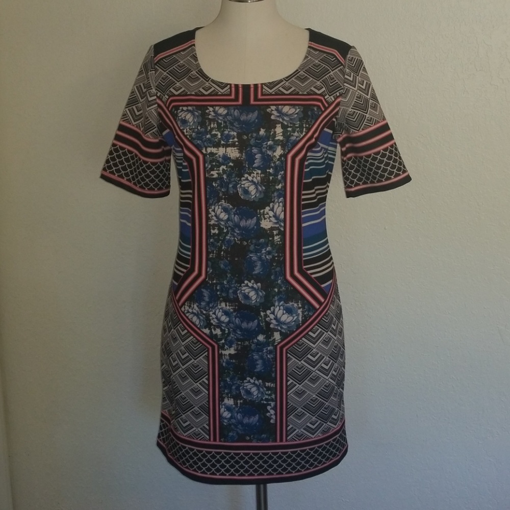 Floral and geometric short sleeve dress